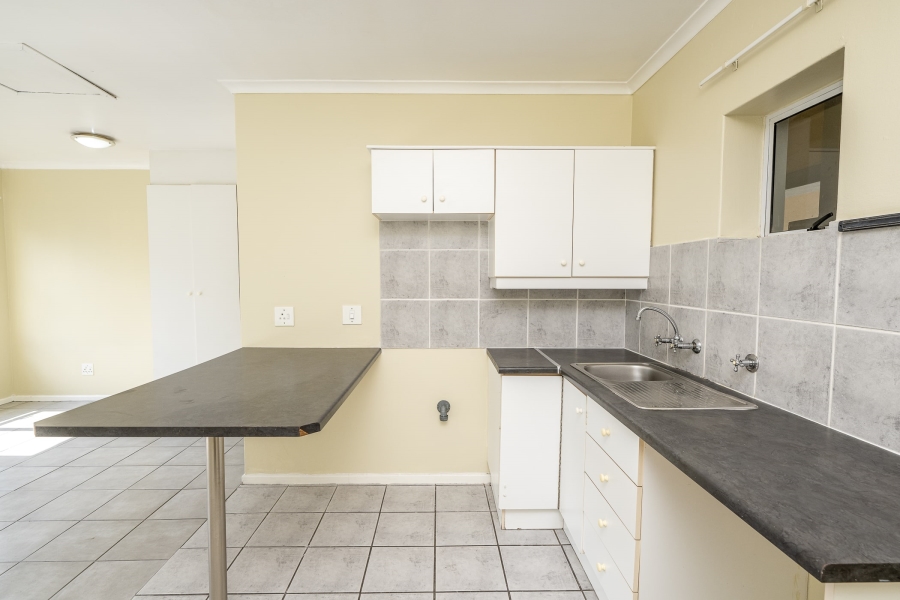 1 Bedroom Property for Sale in Pinelands Western Cape